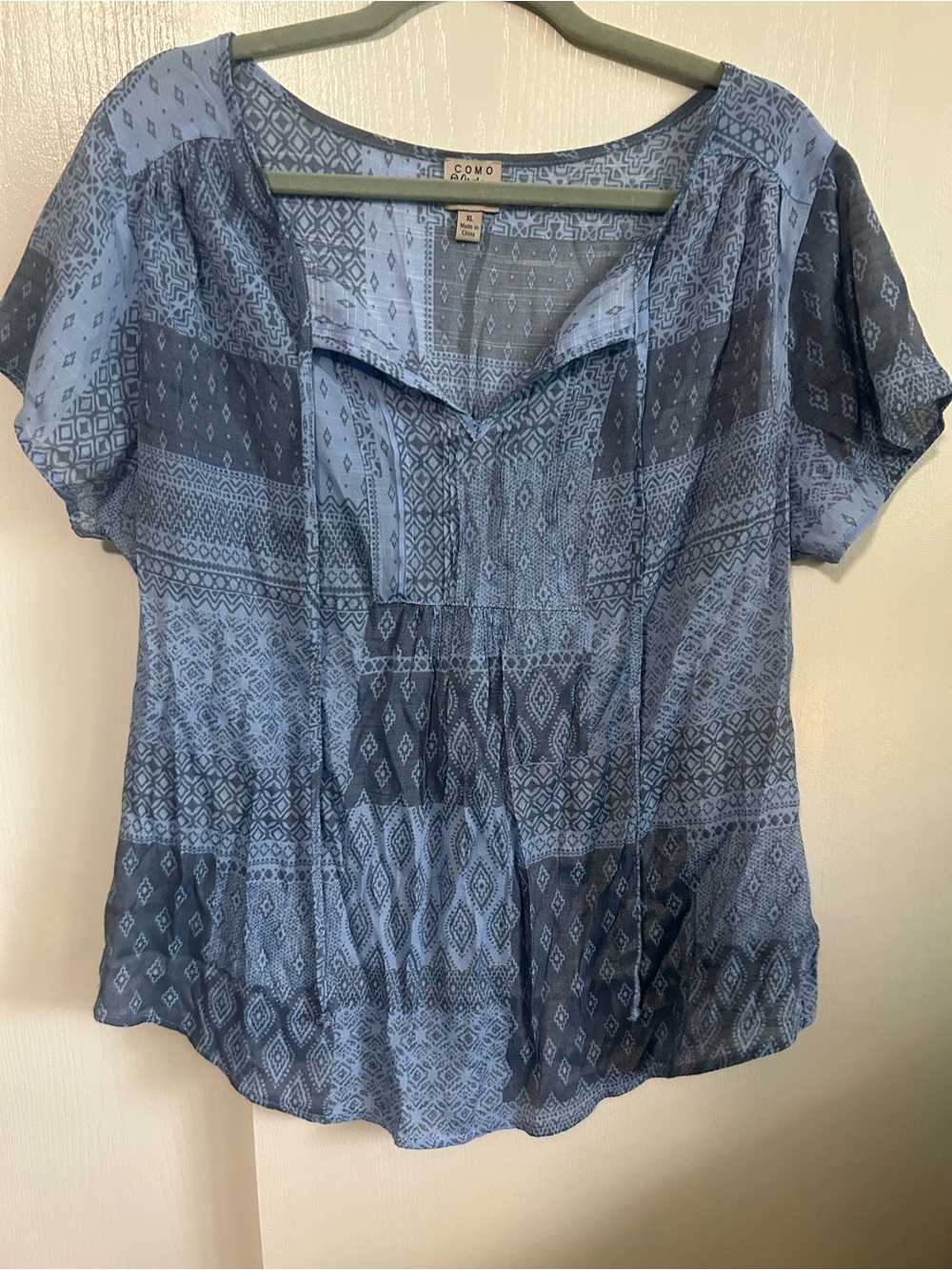 Como Vintage Blue Patterned Short Sleeve Scoop Neck Blouse